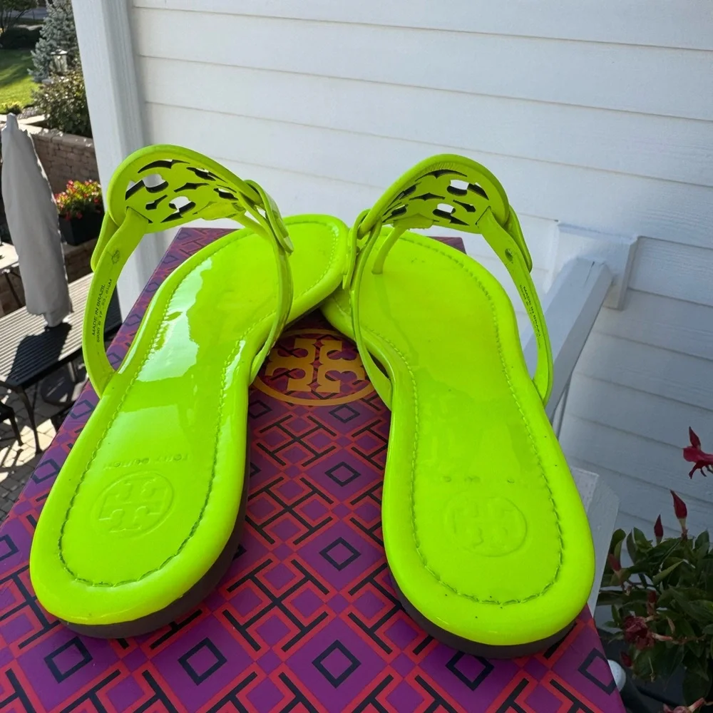 NIB Women’s Tory Burch Miller Sandals in Fluo Yellow 8.5